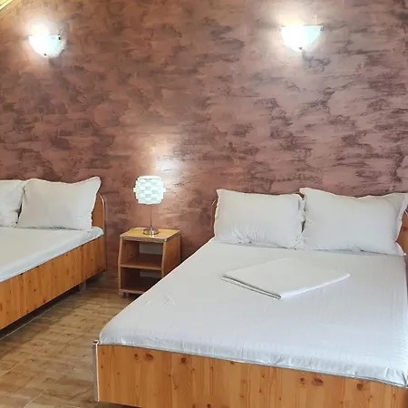 컨트리하우스 Casa De Vacanta Ana Si Stefan Două Mai